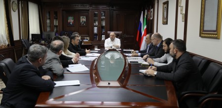 В Минфине ЧР обсудили проект строительства грузового терминала грозненского аэропорта