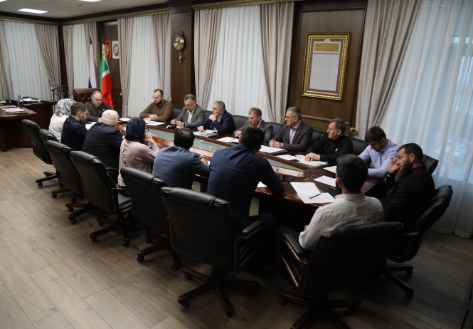 В Минфине ЧР обсудили итоги и планы развития безналичных платежей в регионе